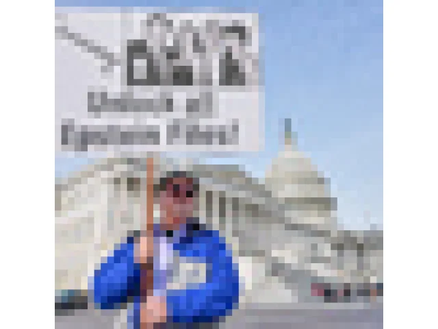 Trump podepsal zákon o zveřejnění spisů k Epsteinovi