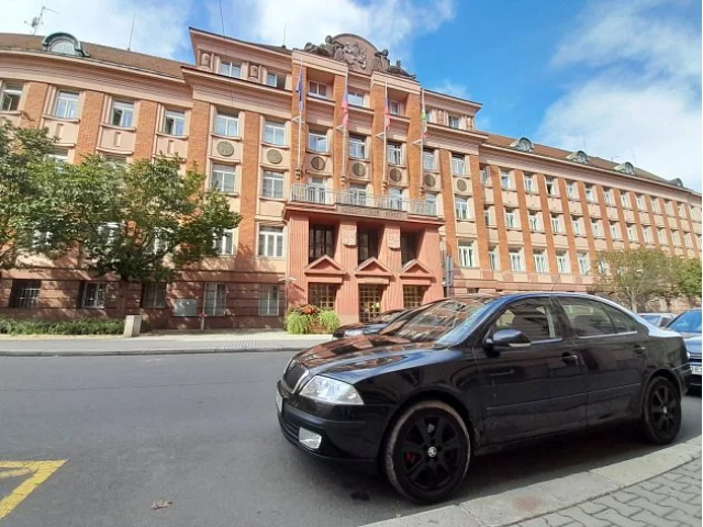 NCOZ zadržela v Plzeňském kraji a Praze devět lidí. Kvůli veřejným zakázkám