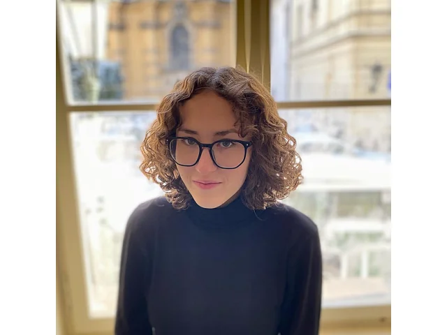 Nejmladší poslankyně čelí brutálním hejtům: Neumíš si zavázat ani tkaničky, kreaturo