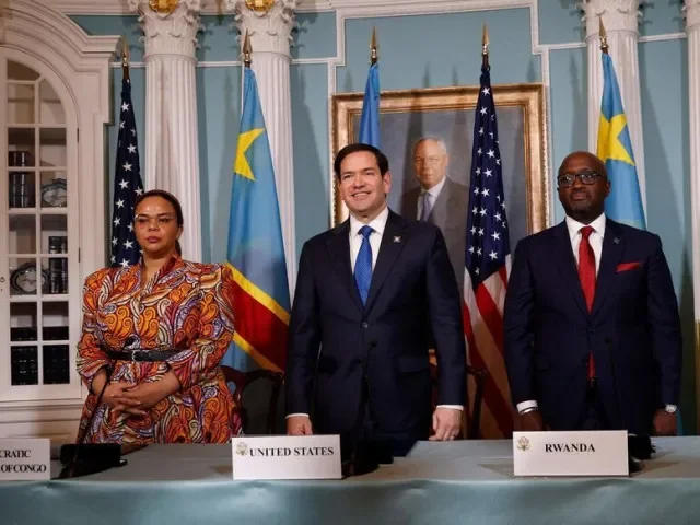 Po desítkách let krveprolití a milionech mrtvých DR Kongo a Rwanda podepsaly mír. Prostředníkem byly USA
