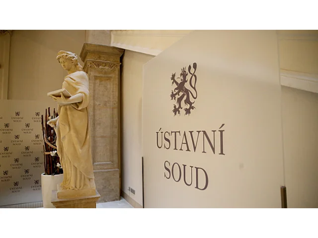 Odpykával si devítiletý trest za pokus o vraždu. Ústavní soud rozsudek zrušil