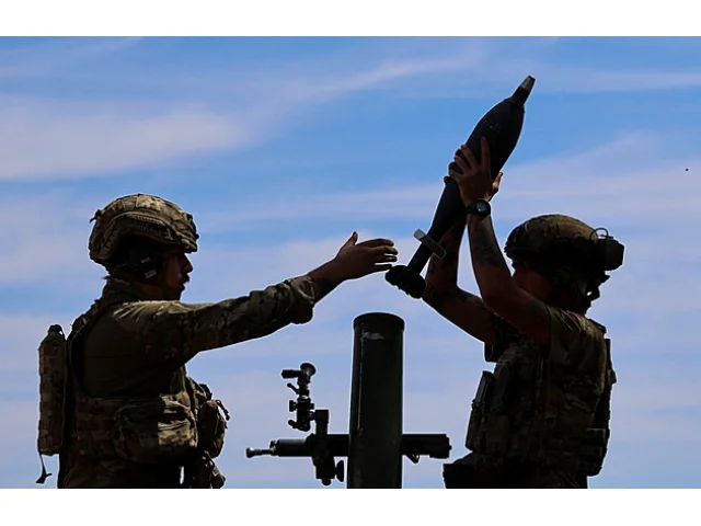 Raketový útok ukrajinské armády na ruský Rylsk zranil tři lidi, poškodil i hotel