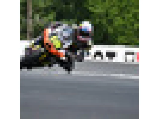 Salač byl v tréninku Moto2 v Portimau patnáctý a musí do první části kvalifikace