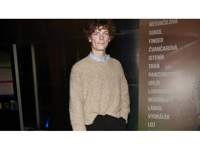 Představitel vraha Hojera má krásnou ženu a bydlí s ní ve starém sudetském mlýně