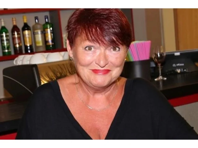 Valérie Zawadská není spokojená s výší důchodu. Musí pracovat, jinak by sotva měla na cigarety