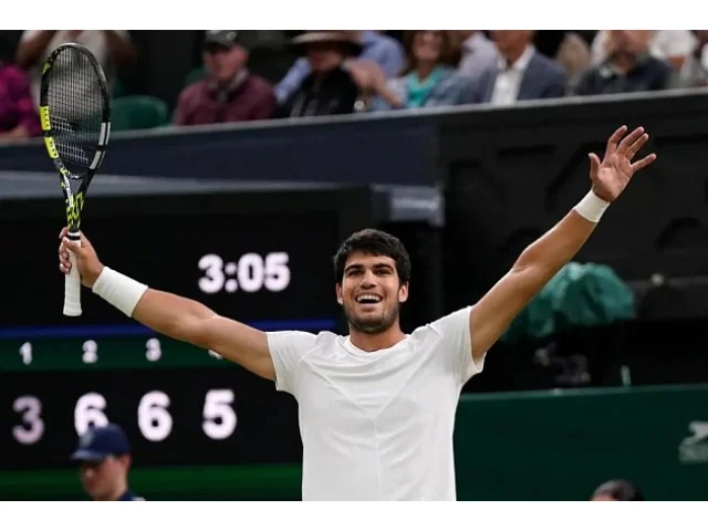 Češi jásají, fanoušci zuří. Zranění Alcaraze víří vášně. Na pranýři je i Španěl