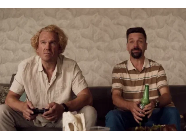 Do kin se chystá nová komedie Poberta s Barešovou, Majerem Řezníčkem a Neužilem