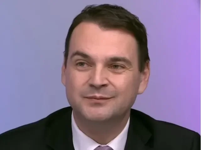 Budeme buď ve vládě, nebo v opozici, řekl Macinka. Kvůli výrokům podají Motoristé trestní oznámení