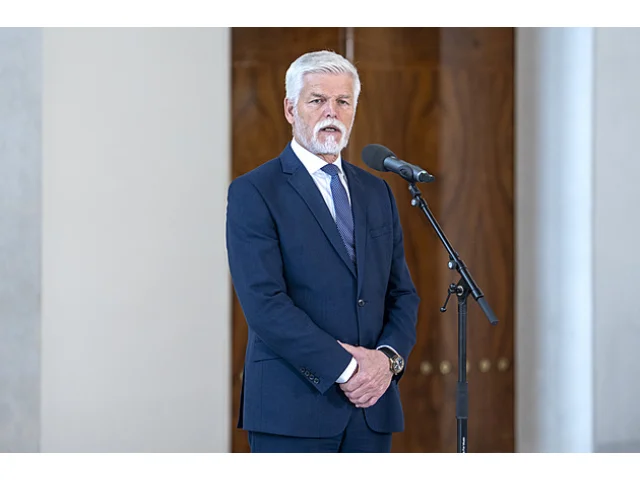 Je zřejmé, že je tady zájem na koaliční vládě tří stran, řekl Pavel