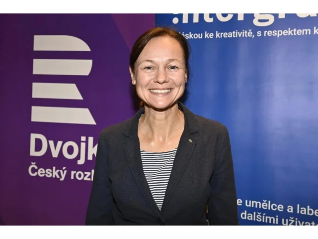 Anděla z Četnických humoresek zestárla před očima! V inscenaci Hana si totiž Elsnerová zahrála babičku