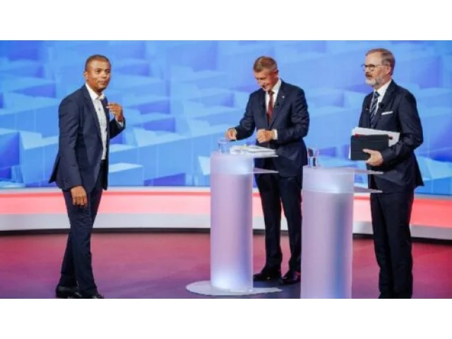 Babiš i Fiala odešli ze studia a začaly se dít věci. Lídr ANO ožil a zveřejnil video z auta, premiér na to bleskově reagoval