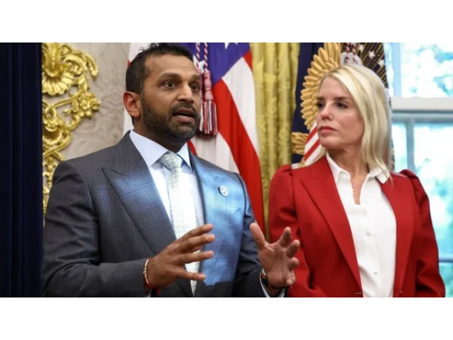 „Spravedlnost v Americe!“ Ministerstvo spravedlnosti USA obvinilo bývalého šéfa FBI ze dvou trestných činů