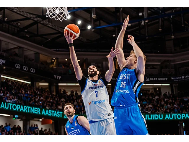 Ukázali jsme, že basket umíme, těší Bartoně. Proč koučuje lépe v angličtině?