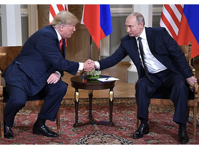 Mír je velmi daleko, míní ruský politolog po Trumpově hovoru s Putinem. Upozornil na jedno úskalí