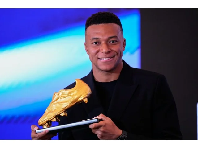 Mbappé má první Zlatou kopačku. Stal se nejlepším ligovým střelcem Evropy