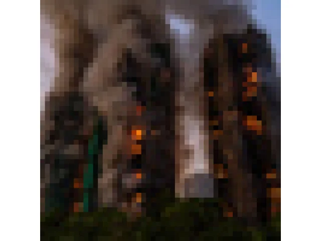 Při požáru obytného komplexu v Hongkongu zahynulo nejméně 36 lidí