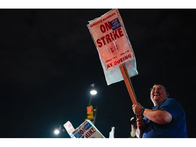 Boeing se konečně zotavuje z krize. Dodal více letadel a snížil ztrátu
