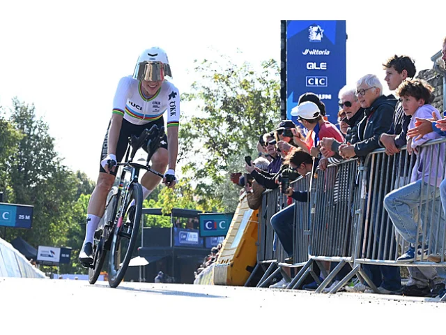 Časovka jasně v režii favorita. Evenepoel vládl i na ME, Vacek skončil sedmý