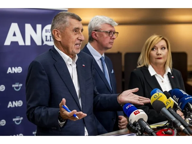 Babiš si bere dovolenou. O vládě má jednat Havlíček a Schillerová