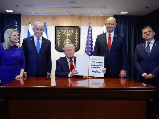 Trump zařídil mír v Gaze. Nyní je na řadě Ukrajina