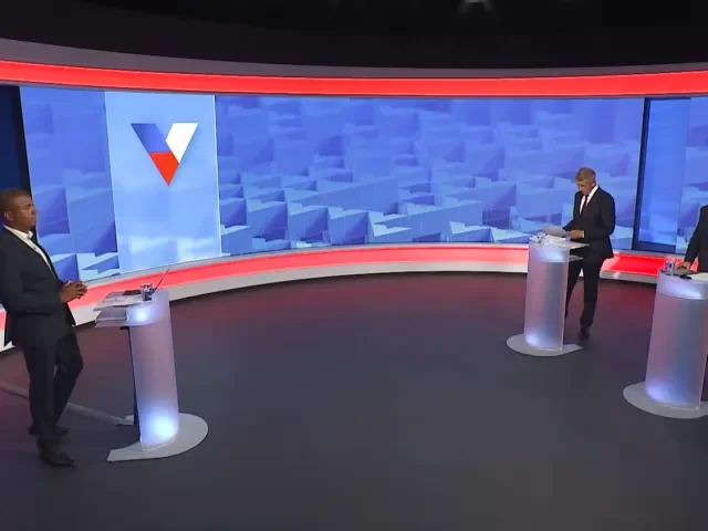 Odveta na Nově: Ostrá hádka o stavu dálnic, školství, bydlení. Nakonec se Babiš s Fialou pochválili