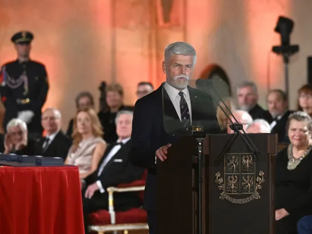 Státní vyznamenání letos od prezidenta obdrží 48 lidí, o osm méně než loni