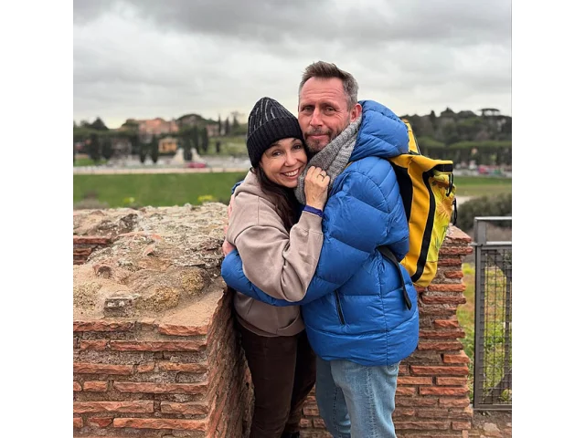 Posvítím si i na jiné fastfoody! Mia je drsnější než Nicole! Tuna o KFC i Zrádcích