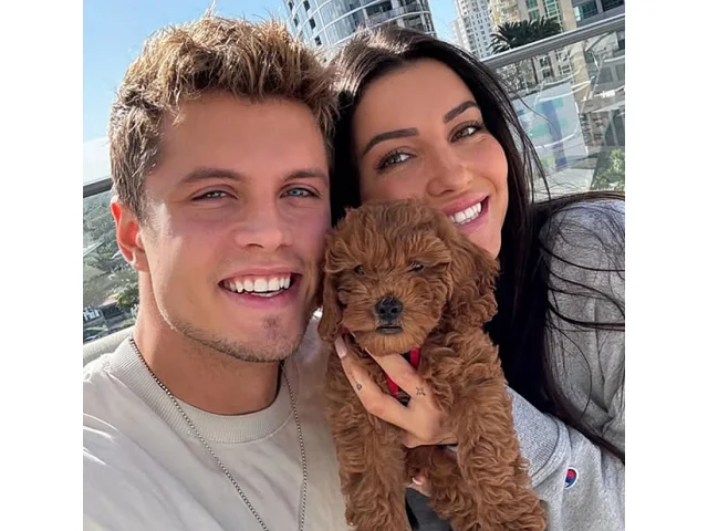 Jon Mariánek potvrdil rozchod s Abby. Někteří lidé si myslí, že se jedná o prank