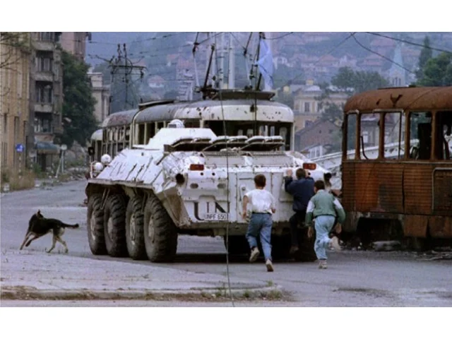 Do Sarajeva jezdil střílet lidi i Vučić, tvrdí novinář. Nejsem vrah, popírá to prezident