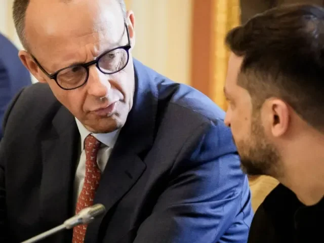 Ukrajina už může útočit zbraněmi i v hloubi Ruska. „Neexistují omezení,“ uvedl Merz