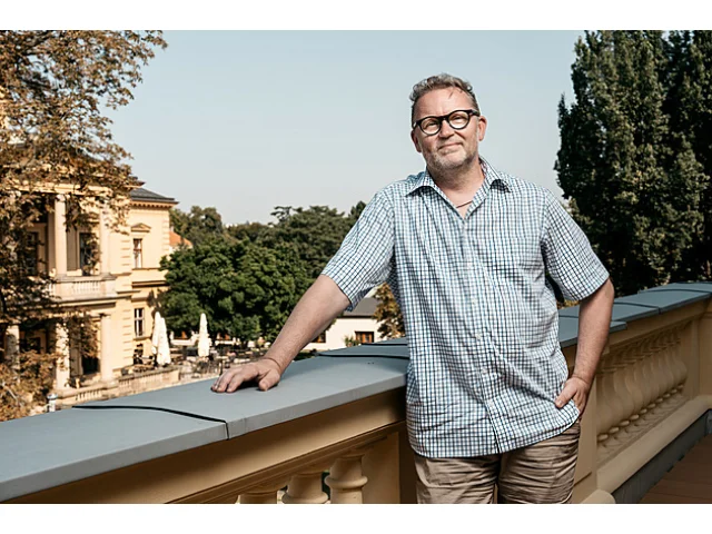 Zápotocký nebyl v koncentráku kápo, přežil díky péči mladých komunistů, líčí historik