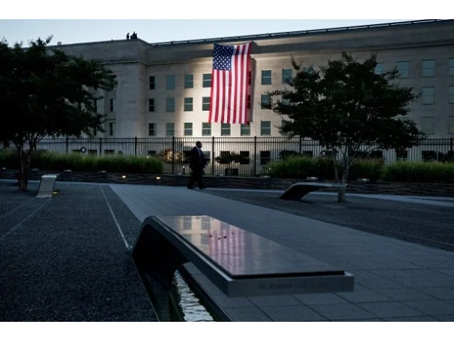 Pentagon svolává stovky generálů. Důvod úřad tají