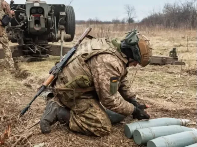 Ruské útoky na Doněck si vyžádaly šest obětí, Ukrajinci sestřelili desítky dronů