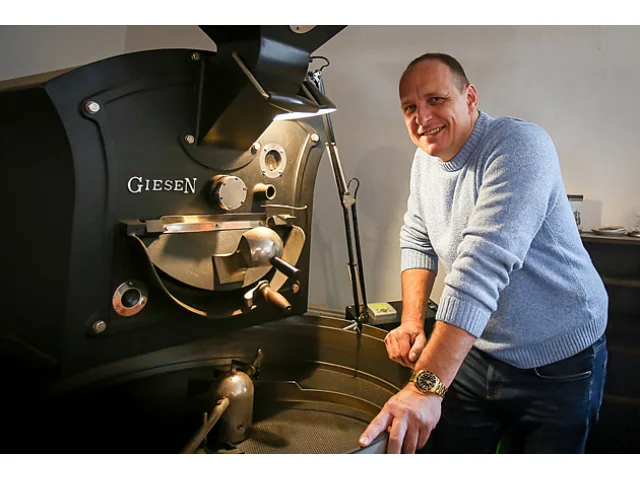 V začátcích na mě lidé koukali divně, říká majitel první budějovické pražírny kávy