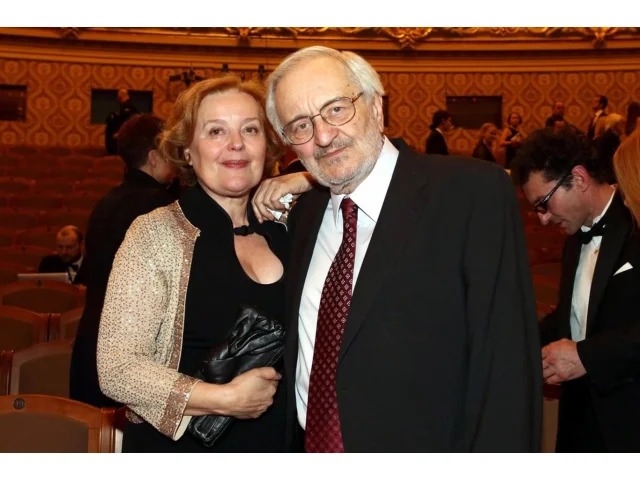 Celá maminka zamlada! Starší dcera Magdy Vášáryové a Milana Lasici píše scénáře k oblíbeným seriálům