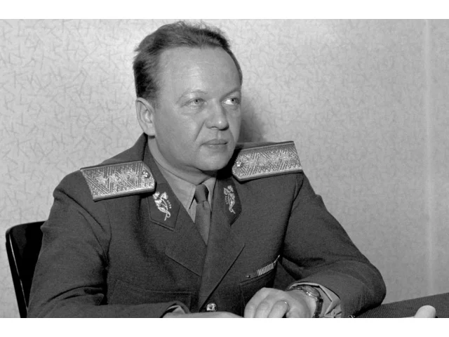 Alexej Čepička, generál s legračním jménem: Zakladatel „Černých baronů“ byl zetěm Klementa Gottwalda