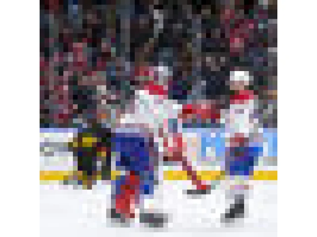 Vejmelka a Dobeš prodloužili v NHL sérii výher, Pastrňák asistoval