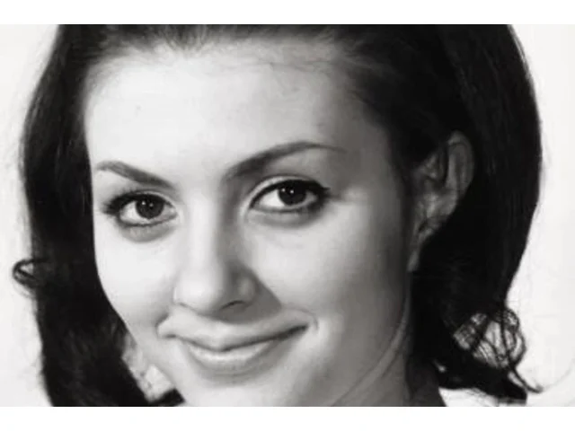 Těžký hádanka: Vzpomenete si na jméno této krásné herečky? Chodila s Matuškou, zachoval se k ní strašně