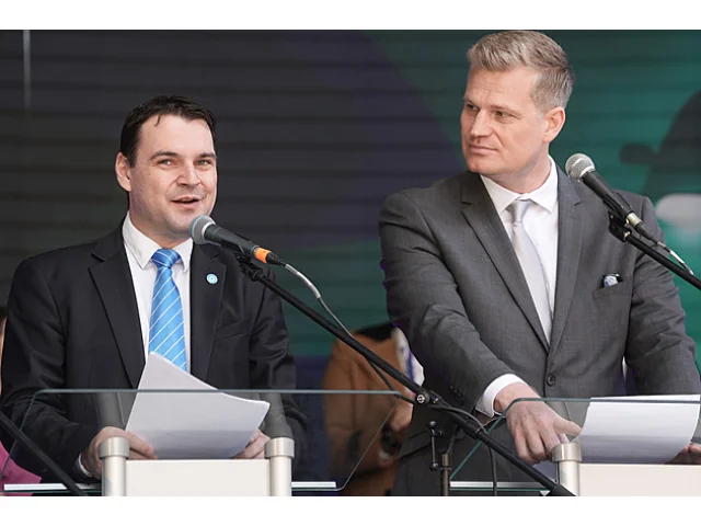 Motoristé v novém průzkumu nemají ani tři procenta. SPD potvrzuje třetí místo