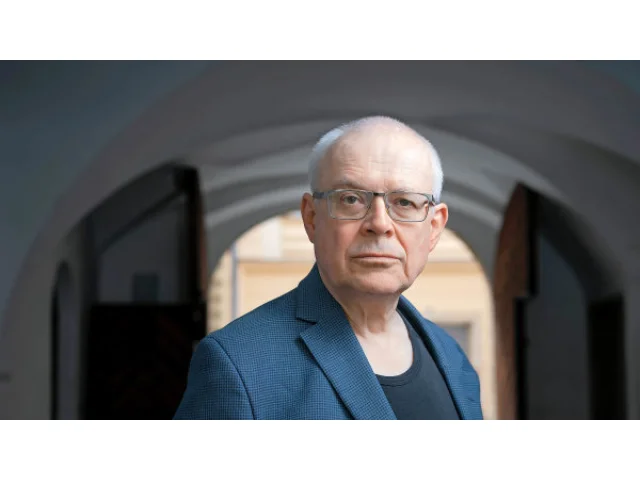 SOCDEM ještě nemusí být mrtvá. Špidlův pokus zachránit stranu povzbudil mladé, vrátit by se mohly i známé tváře