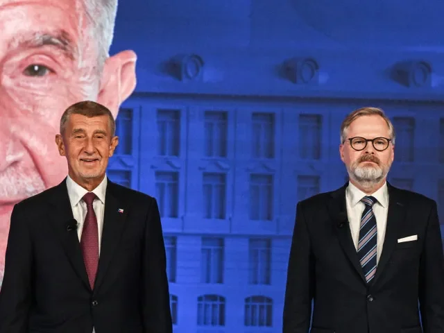 Co bude s rozpočtem? Ať ho zlepší Fialova vláda, vyzývá Babiš. Stát čeká provizorium