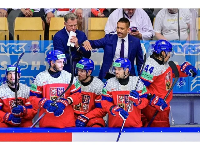 Hokejistům začíná olympijská sezóna. Trenér Rulík nominoval do Finska