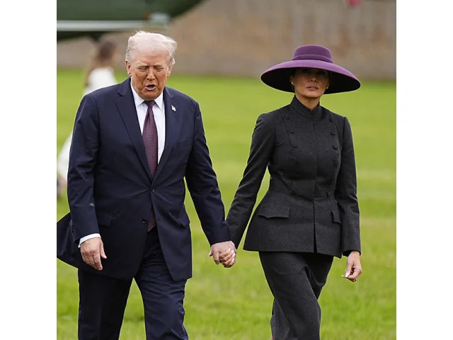 Přísná Melania a pohádková Kate. Móda z návštěvy Trumpových u britského dvora