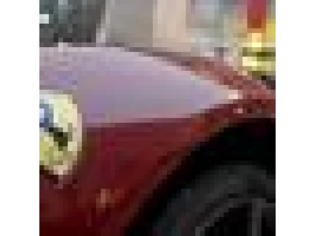 Miliardář Strnad může koupit firmy Scuderia, dovozce značek Ferrari a Maserati