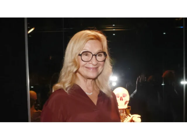 Jana Paulová se pochlubila fotografií s novorozenou vnučkou. Takovou šik babičku by chtěl každý