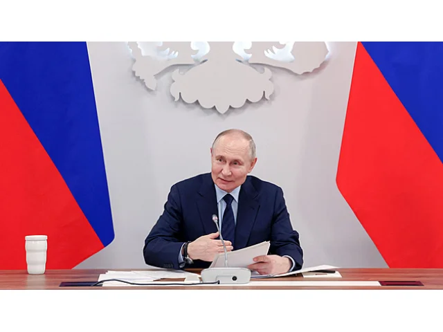 Prázdná slova, reaguje Kreml na Zelenského ochotu jednat s Putinem