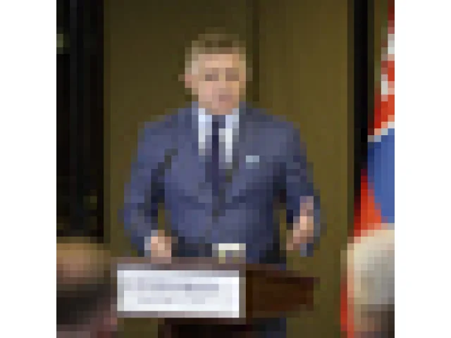 Fico: Slovensko nebude součástí programu EU na krytí vojenských potřeb Ukrajiny