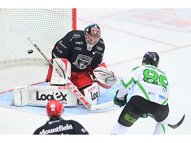 ONLINE: Začíná čtvrtfinále extraligy. Sparta rychle srovnává, Boleslav uspěla v Hradci