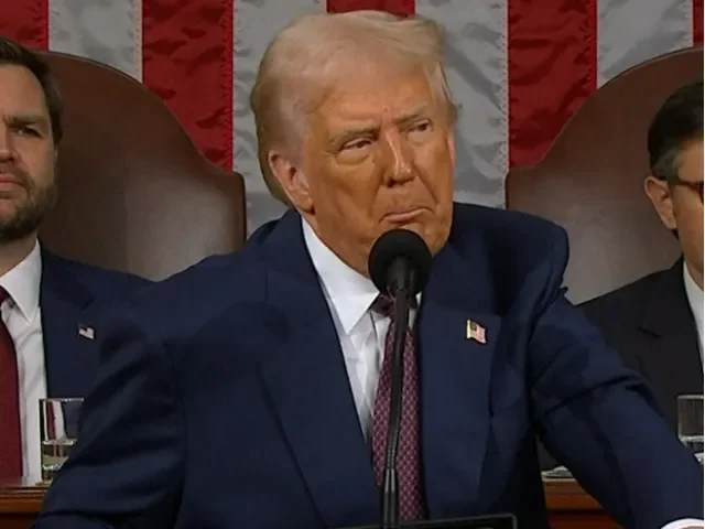 Trump v Kongresu: Amerika je zpět. Získáme Panamský průplav i Grónsko