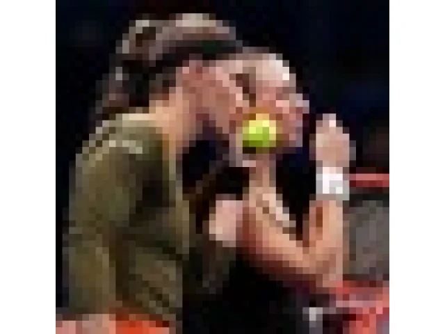 Prvními finalistkami čtyřhry na Turnaji mistryň jsou Babosová a Stefaniová